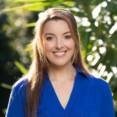 Lynette Noni